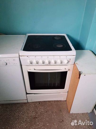 Плита электрическая с духовкой