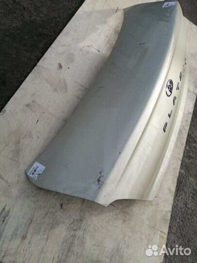 Крышка багажника Toyota Platz NCP12