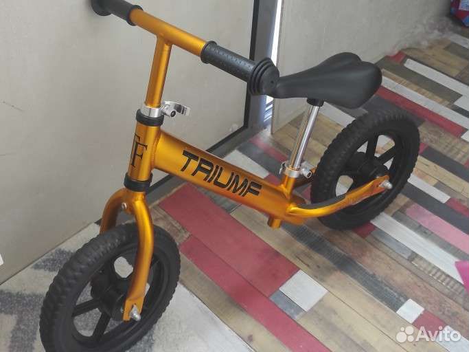 Беговел Triumf Active AL1201, золотистый