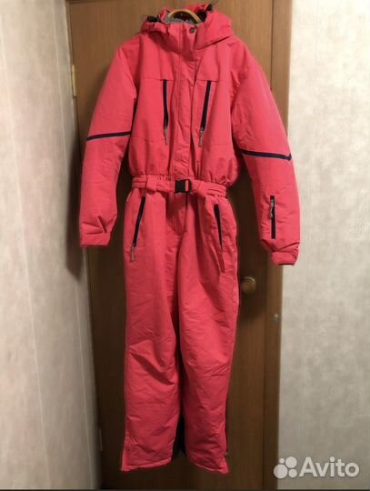 Горнолыжный комбинезон женский