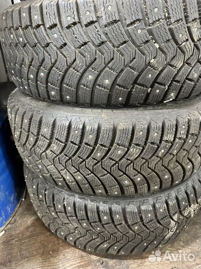 Michelin X-Ice 205/60 R16