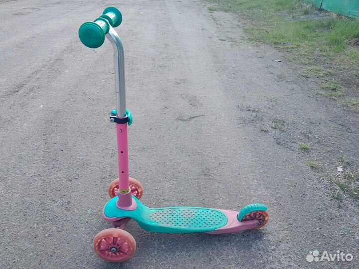 Самокат детский трехколесный бу