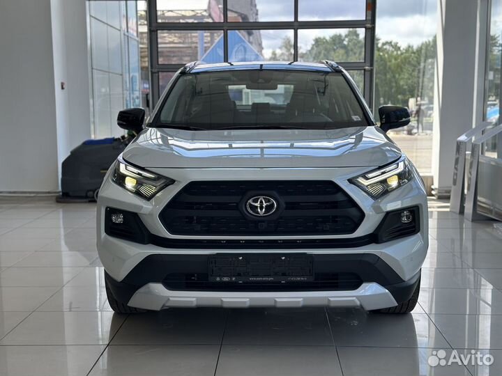 Toyota RAV4 2.0 CVT, 2024