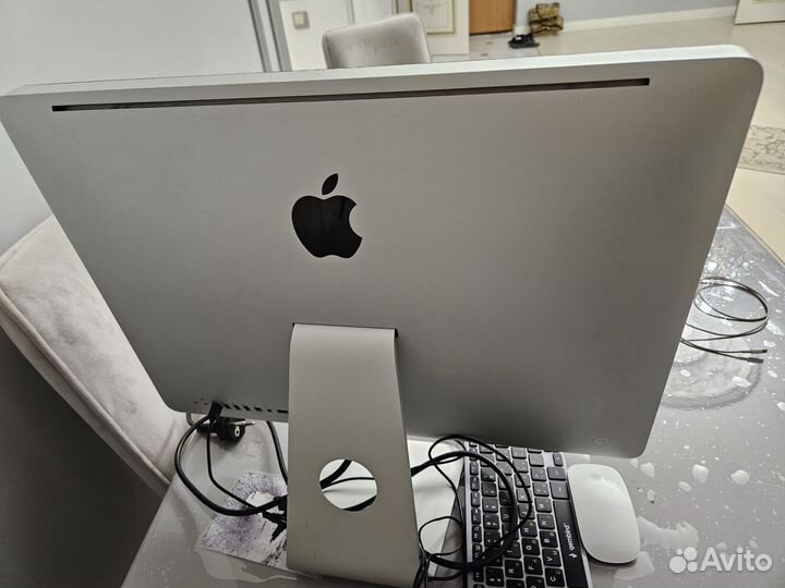 Apple iMac 21.5 mid2011