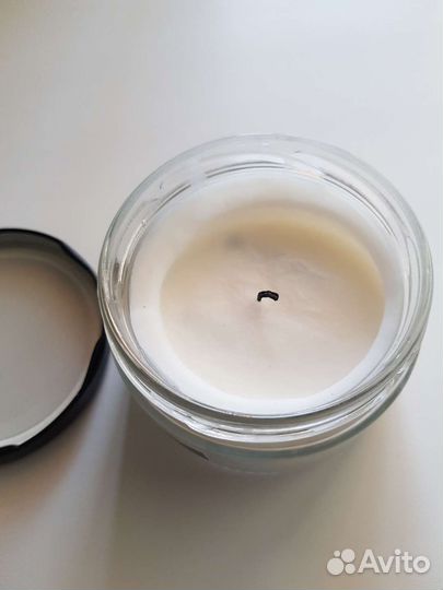 Свеча ручной работы с романтическим посланием