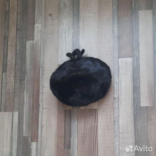 Берет женский норковый