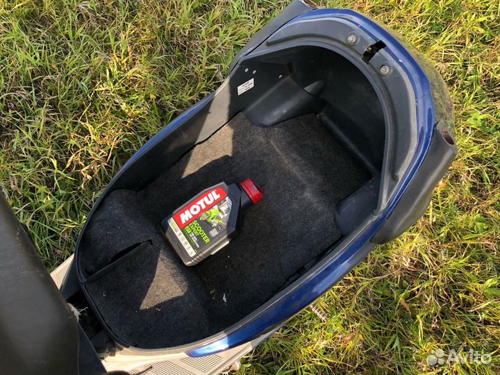 Скутер honda cabina