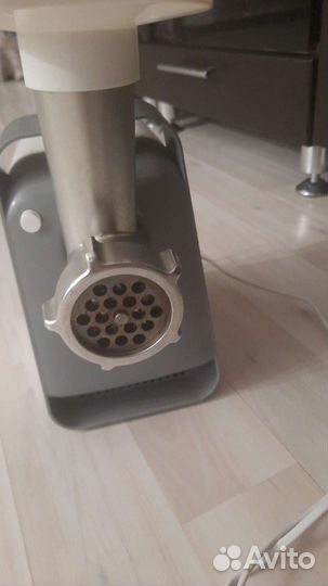 Мясорубка электрическая