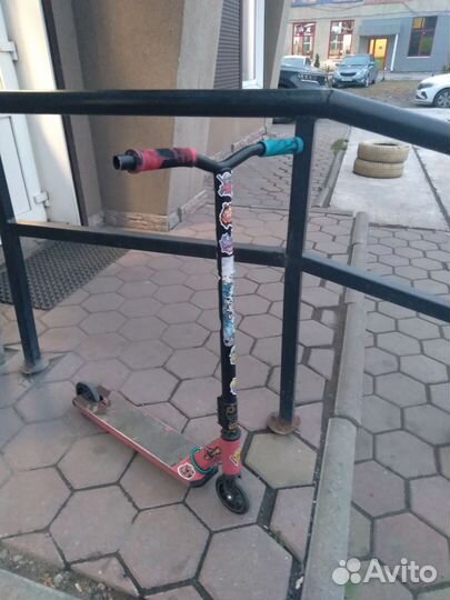 Трюковой самокат