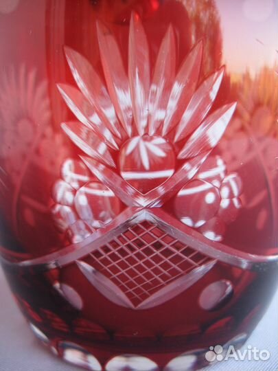 Графин резной рубиновый Бавария 1950-60-е гг. люкс
