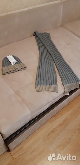 Шапка с шарфом новые