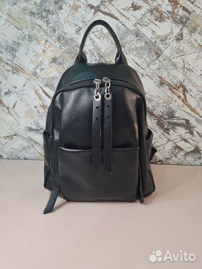 Рюкзак женскийе
