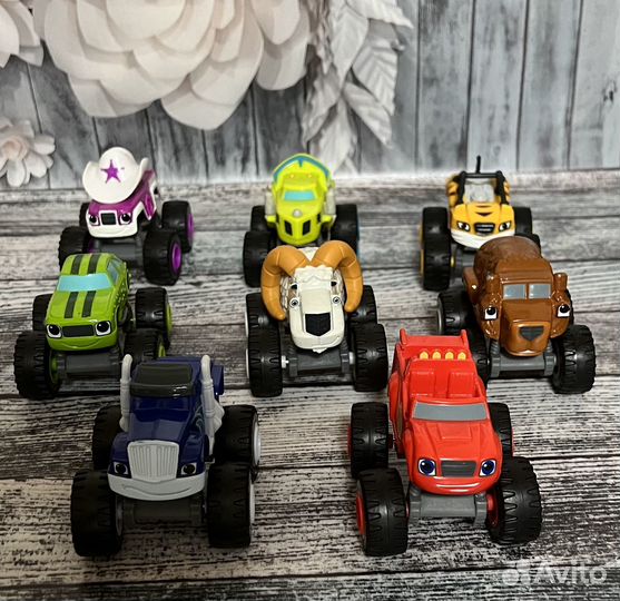 Вспыш и чудо машинки оригинал Mattel