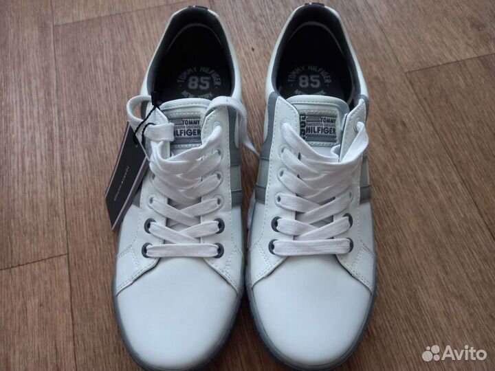 Кроссовки Tommy Hilfiger