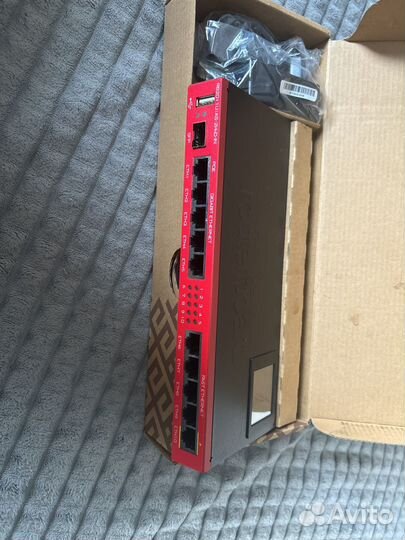 Wi-Fi роутер MikroTik RB2011UiAS-2HnD-IN RU