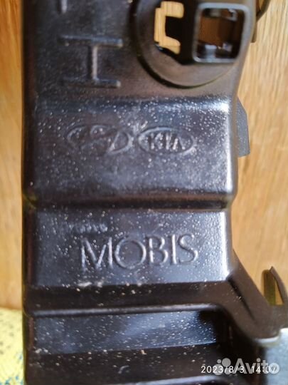 Кронштейн бампера Kia