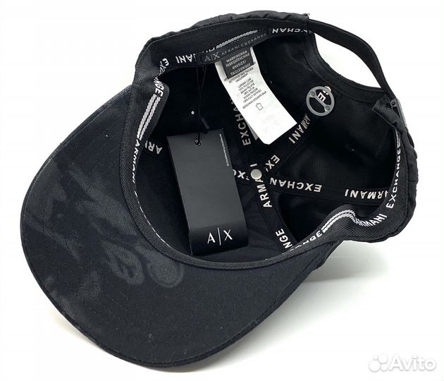 Бейсболка Armani Exchange