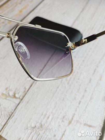 Солнцезащитные очки 2023