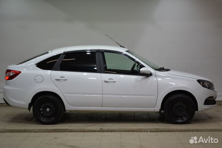 LADA Granta 1.6 МТ, 2023, 17 200 км