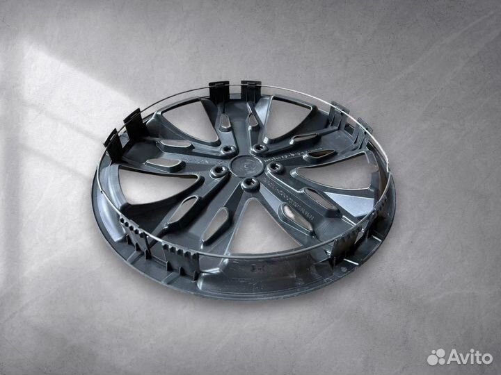 Колпаки на колеса r 16 белые