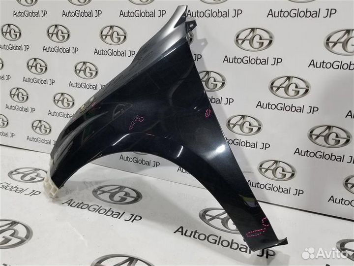 Крыло переднее левое Toyota Rush