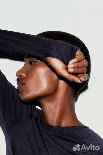 H&M новый спортивный лонгслив