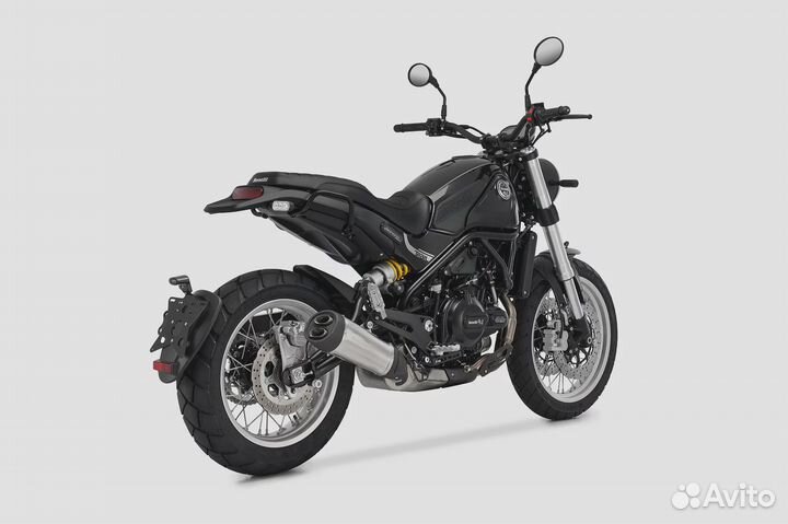 Benelli Leoncino 500 Trail