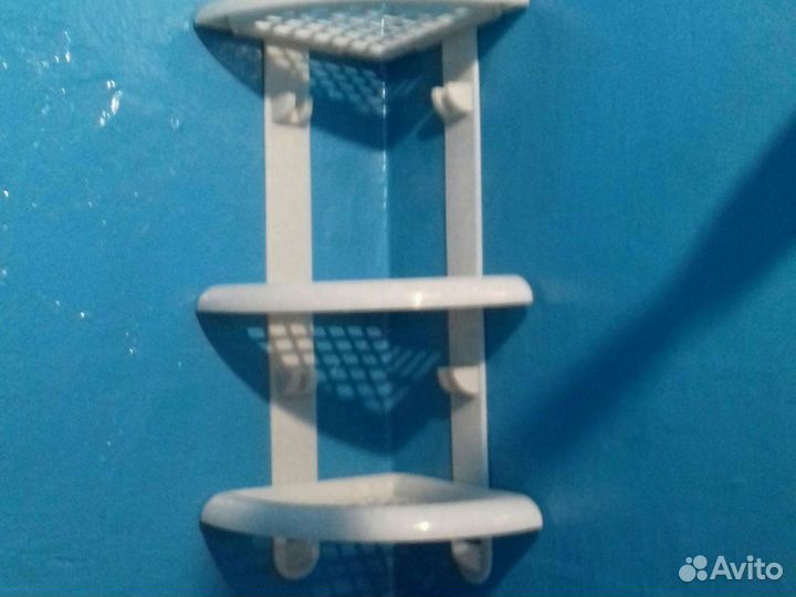 Полочки для ванной