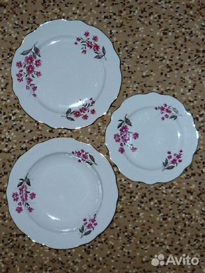 Тарелки от сервизов. Дулево СССР (все по 100)