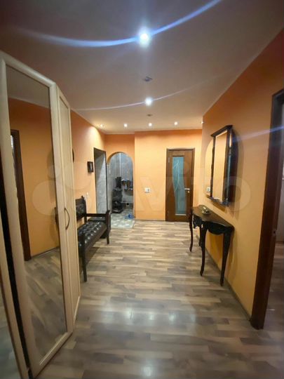 2-к. квартира, 60,2 м², 9/10 эт.