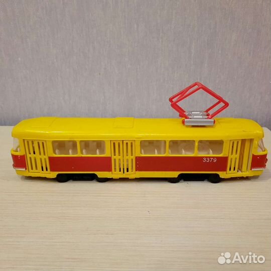 Игрушка,трамвай