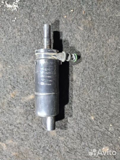 Насос омывателя фар Volkswagen Tiguan