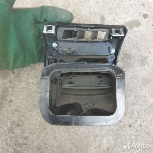 Дефлектор в торпедо левый Fiat Albea