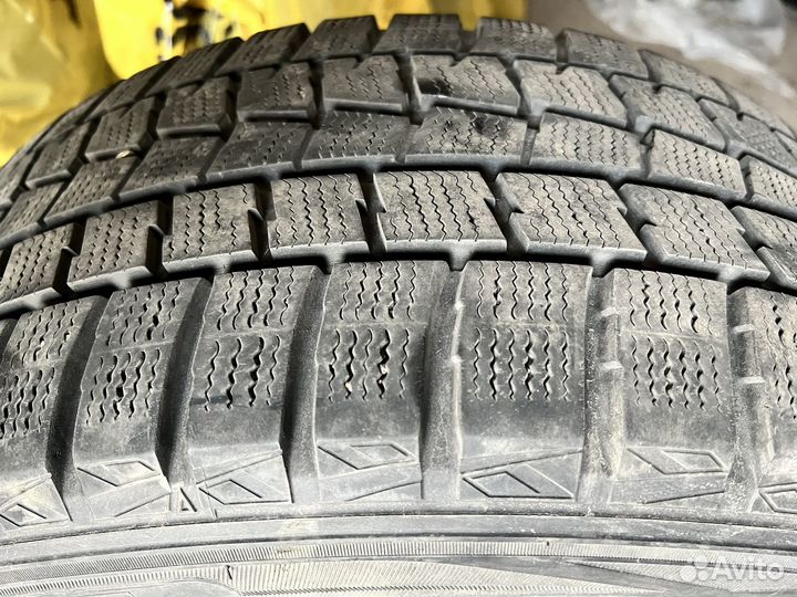 Dunlop Winter Maxx 235/50 R17