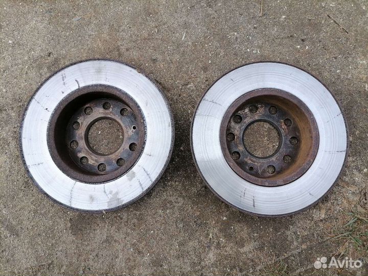 Подрулевой переключатель света, тормозные диски