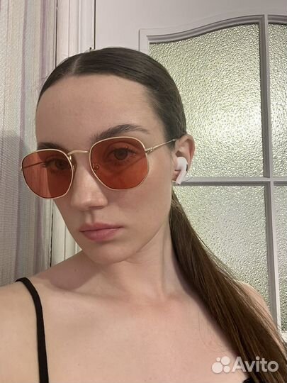 Солнцезащитные очки