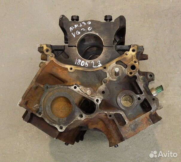 Блок цилиндров Nissan Maxima J30 VG30