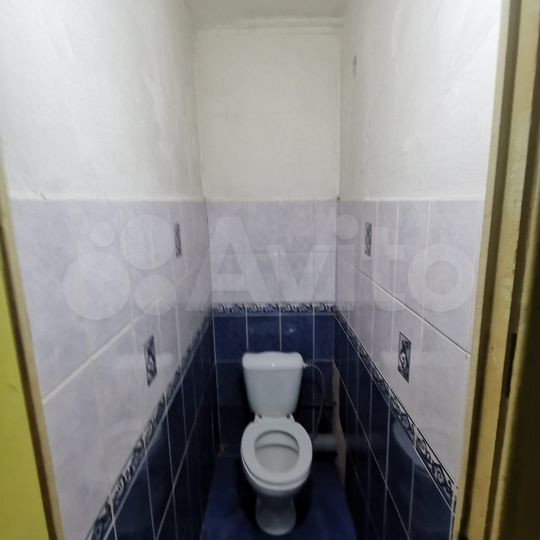 Комната 17 м² в 4-к., 1/5 эт.