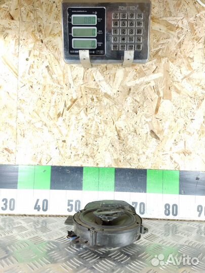 Динамик Toyota Corolla e10