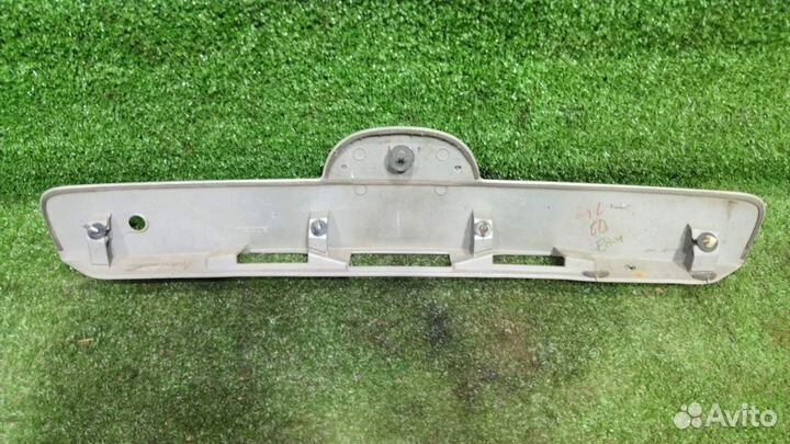 Накладка двери 5ой CX-7 (06-12) б\у (арт. EG2450810E06)