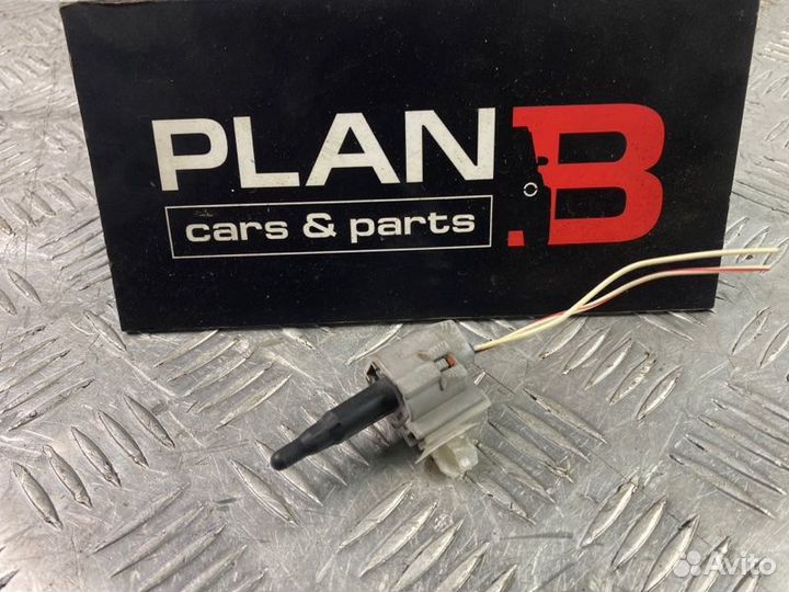 Датчик температуры Toyota Avensis T250