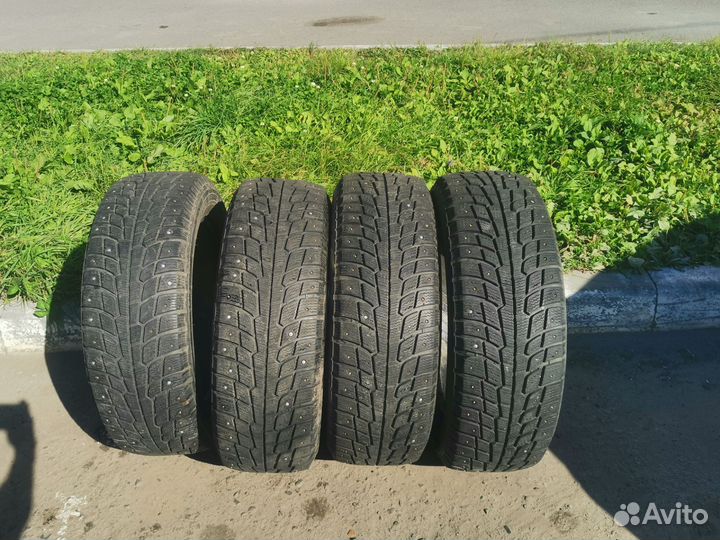 Michelin Latitude X-Ice North 215/60 R17 96