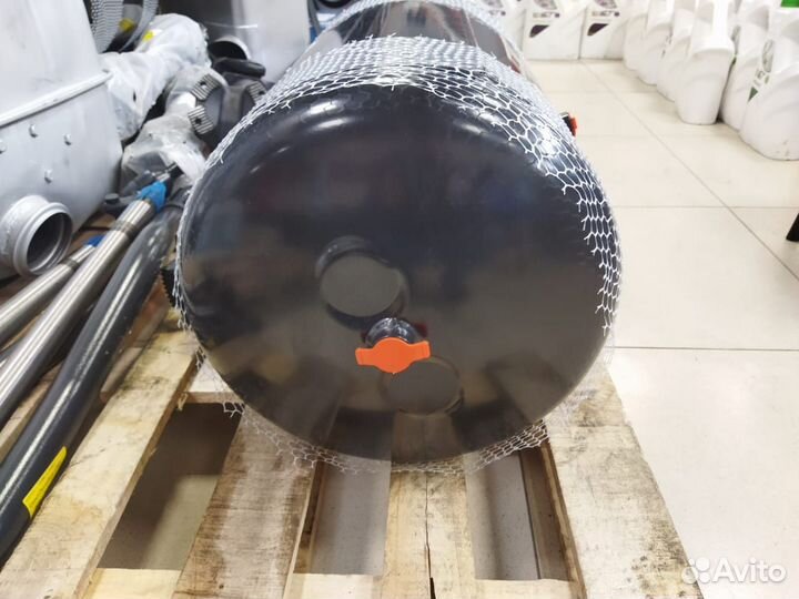 Воздушный баллон ресивер 80 литров (без кронштейнов)