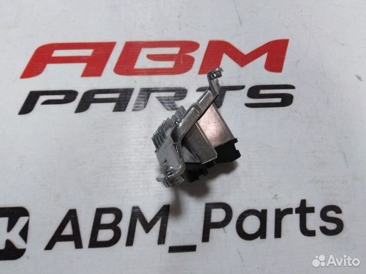 Блок поворотника BMW F30 рестайлинг правый LED