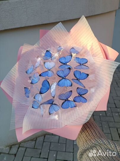 Букет на праздник из бабочек