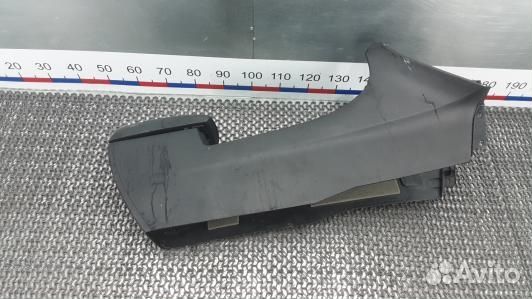 Подлокотник центральный mazda 3 2 (XBN13IX01)