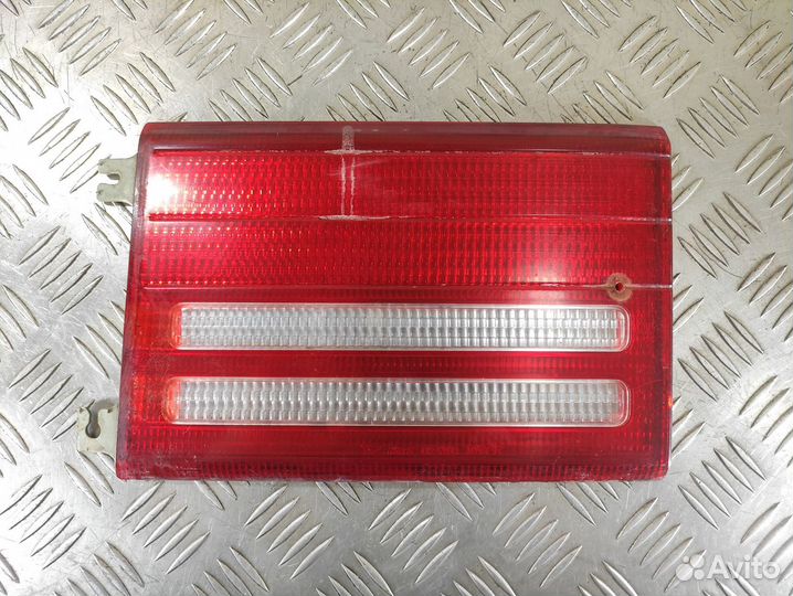 Фонарь задний внутренний правый Daihatsu Atrai 7