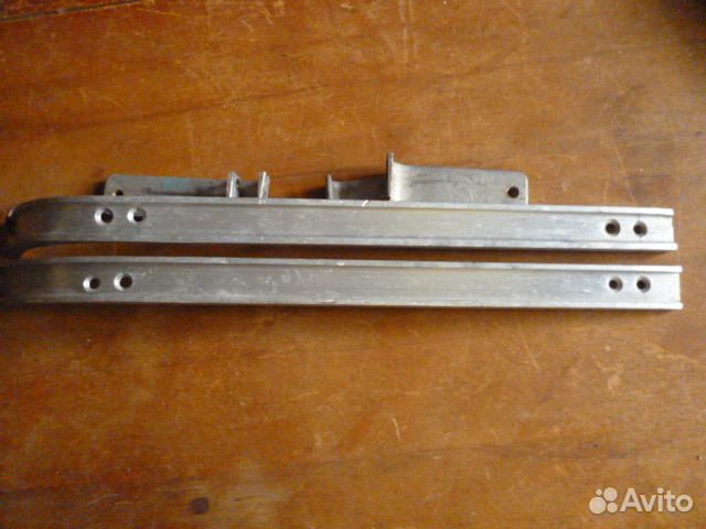 Лыжи (полозья) для рыбацкого ящика