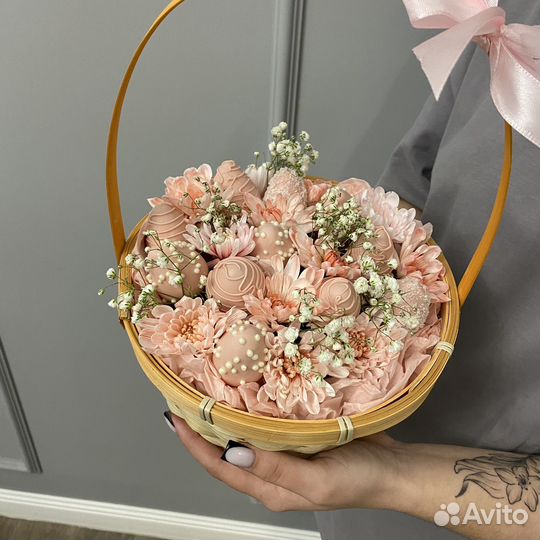 Клубника в шоколаде Омск