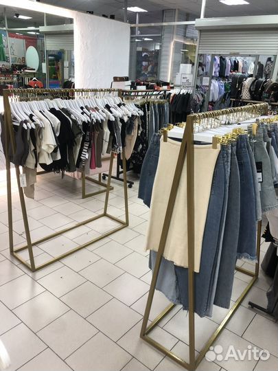 Стойка для одежды, вешало, рейл